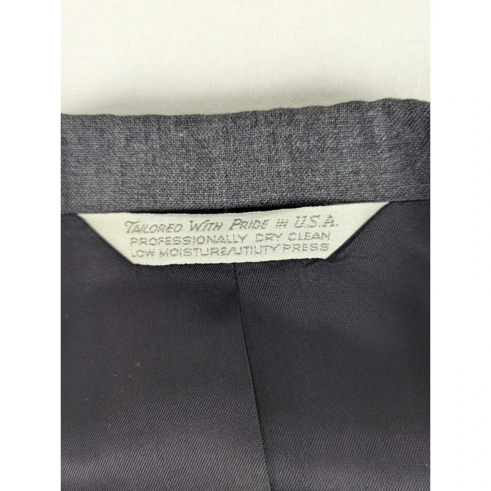 John‎ Farley Clothiers Mens Grey Two Button Suit 41R Made in USA Professional
